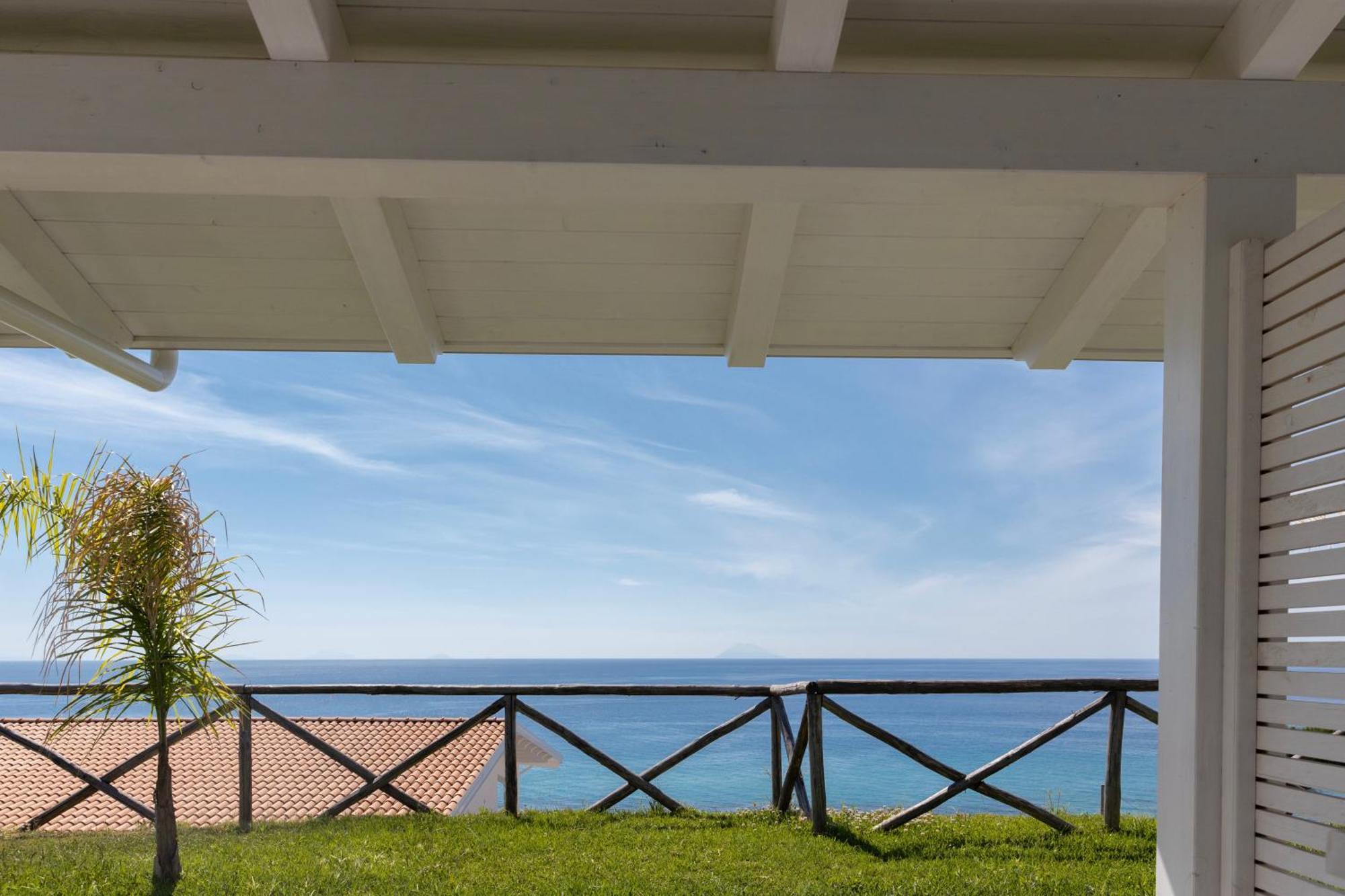 Midenza Seaside & Nature Retreat Capo Vaticano Zimmer foto
